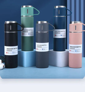 Stainless Steel Vacuum Flask Set With 3 Cups, 500ml